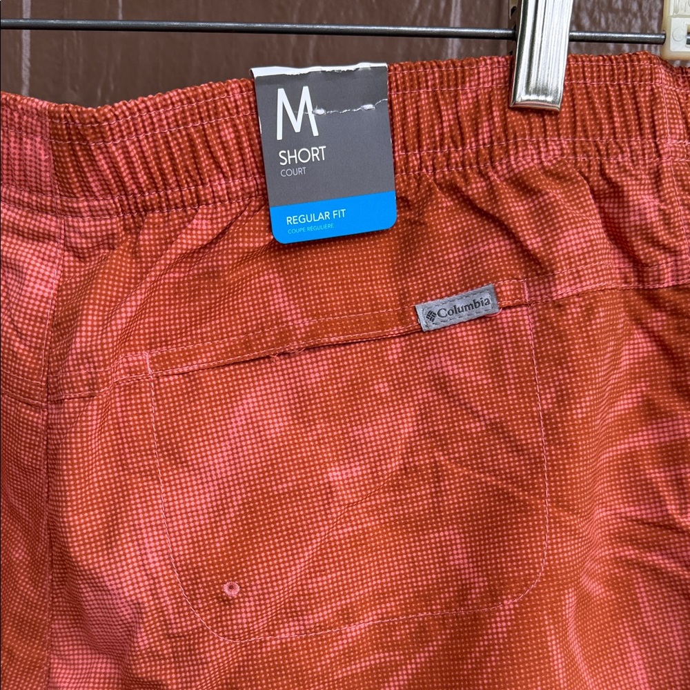 Columbia NWT Court Shorts - Picture 3 of 6